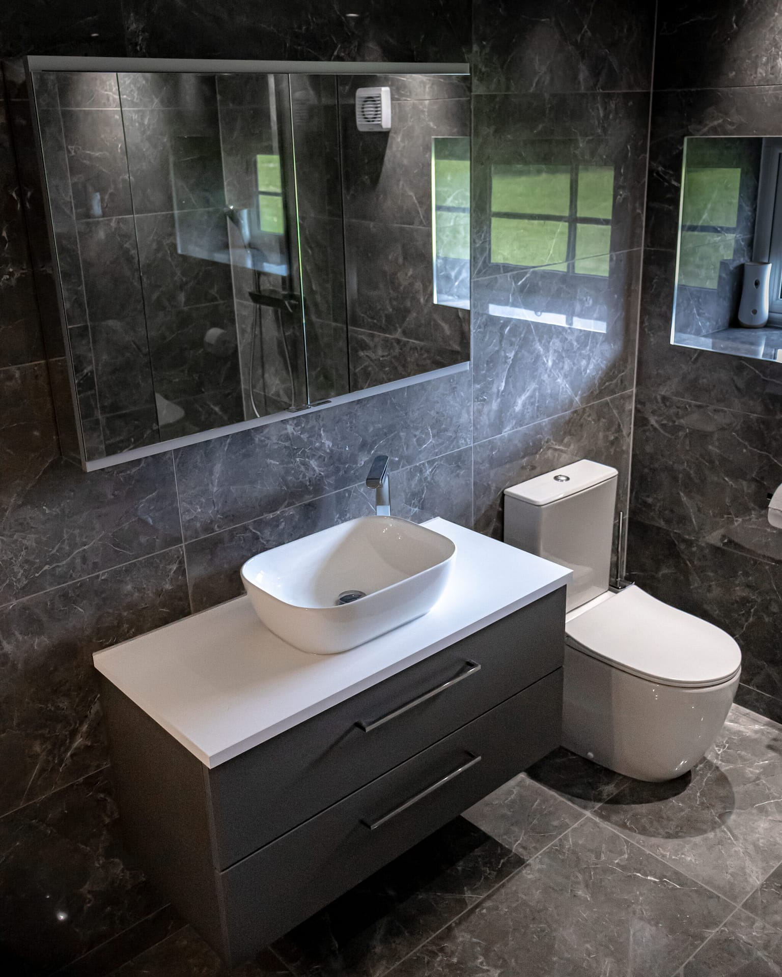 En-Suite Bathroom - The Original Bathroom Company